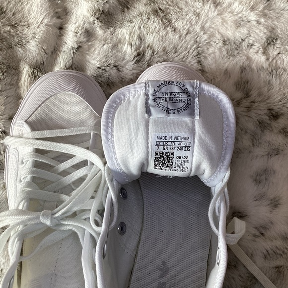 Adidas Nizza Trek Sneaker Boots - Picture 6 of 7